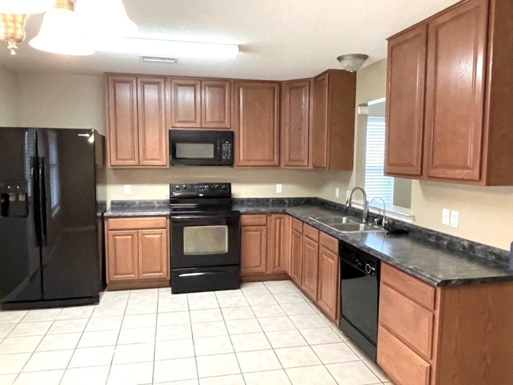 5207 Blue Haven Dr - Photo 5 of 18