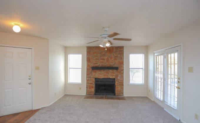3811 Block Dr - Photo 3 of 10