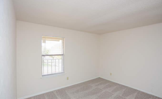 3811 Block Dr - Photo 7 of 10