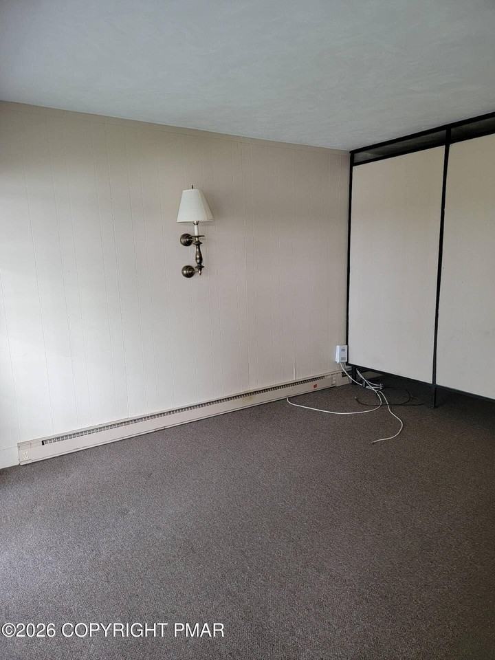 115 3rd St #25 - Photo 6 of 19