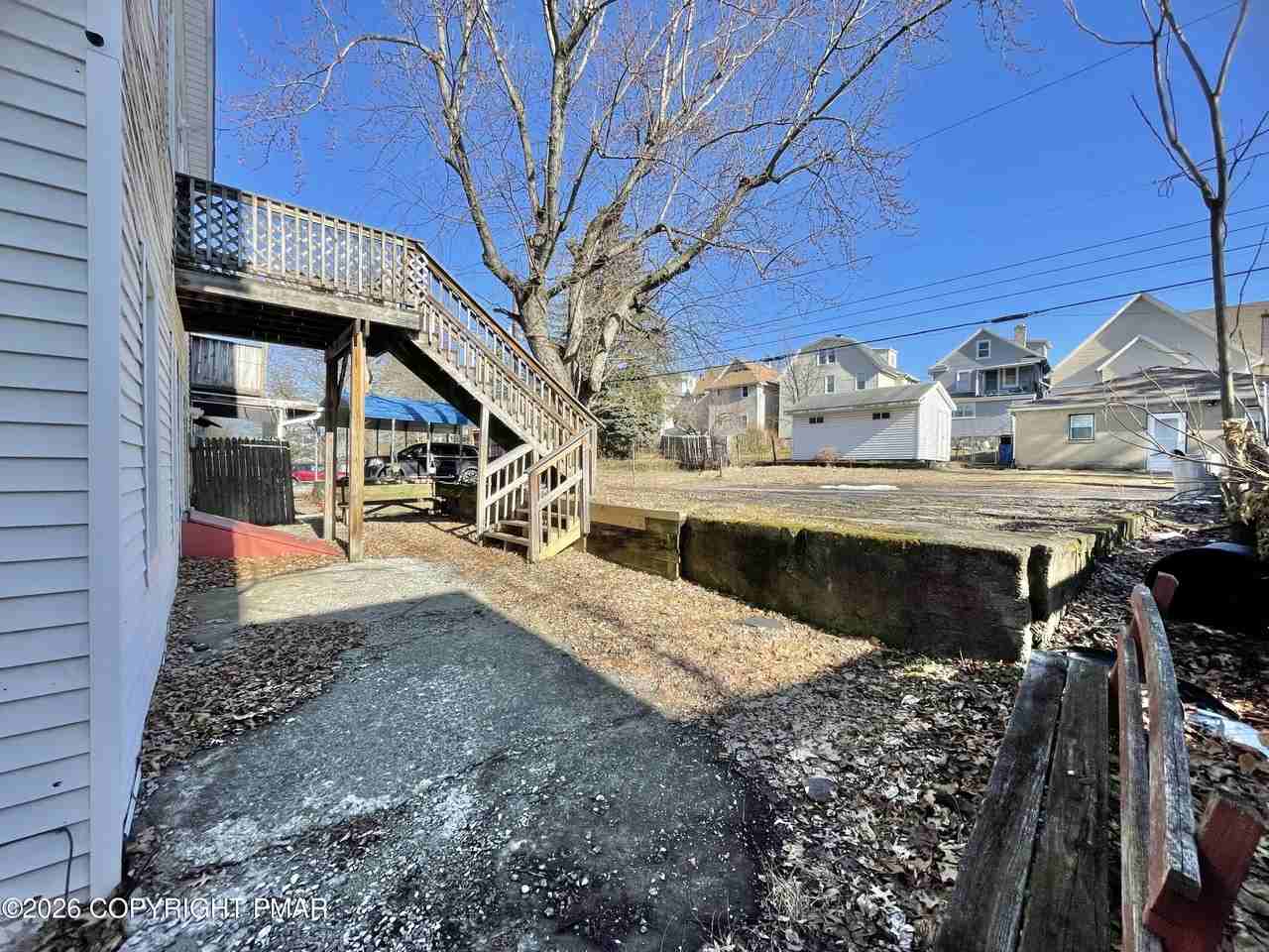 1028 N Webster Ave #1 - Photo 4 of 44