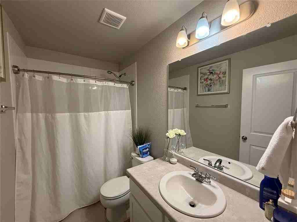 6083 Mumford Dr - Photo 3 of 18