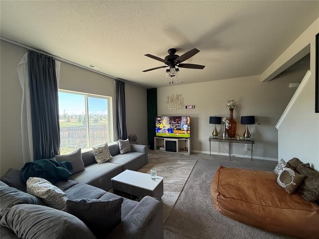 6083 Mumford Dr - Photo 4 of 18