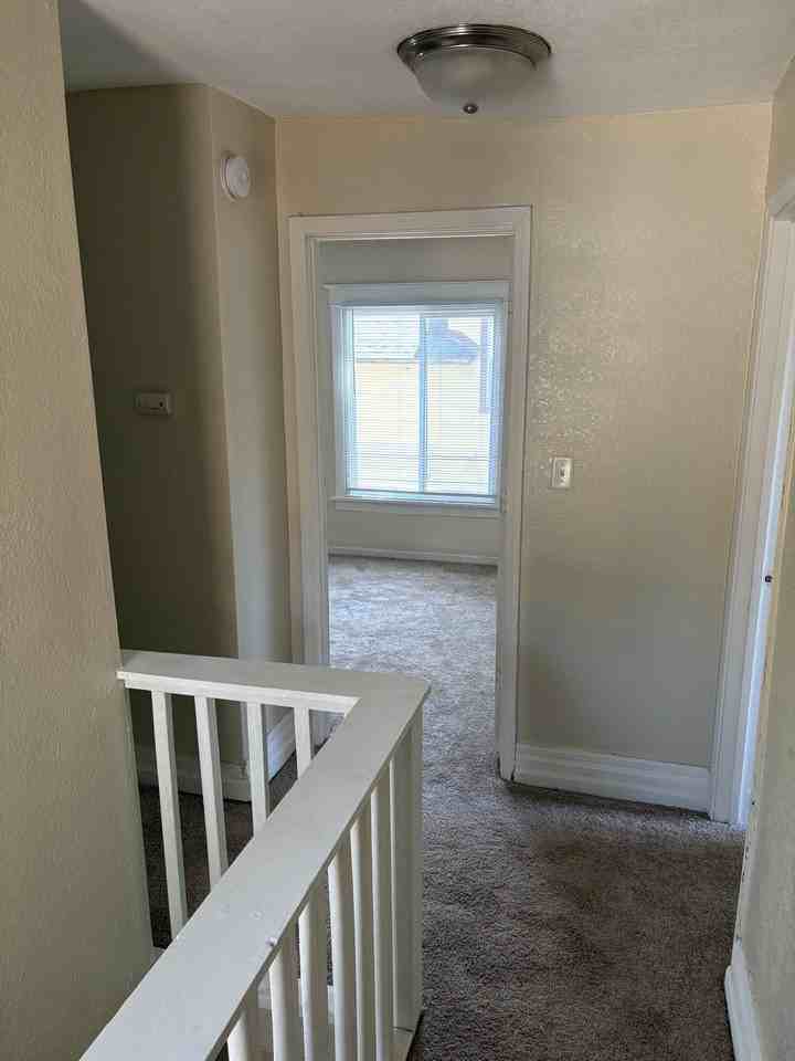 3022 Thomas Ave N #1 - Photo 5 of 15