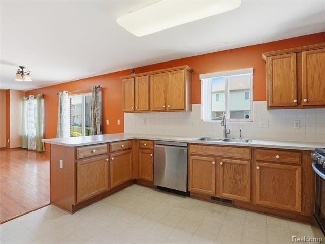 38257 Plumhollow Dr - Photo 7 of 31