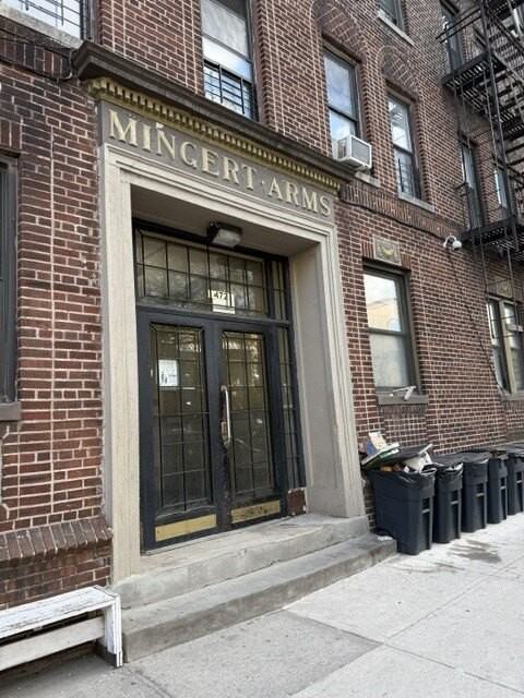 1472 43rd St #E1 - Photo 5 of 5