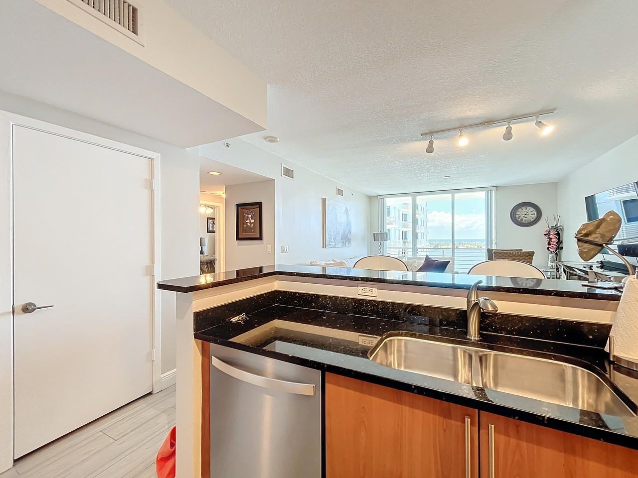 1551 N Flagler Dr #1212 - Photo 3 of 32