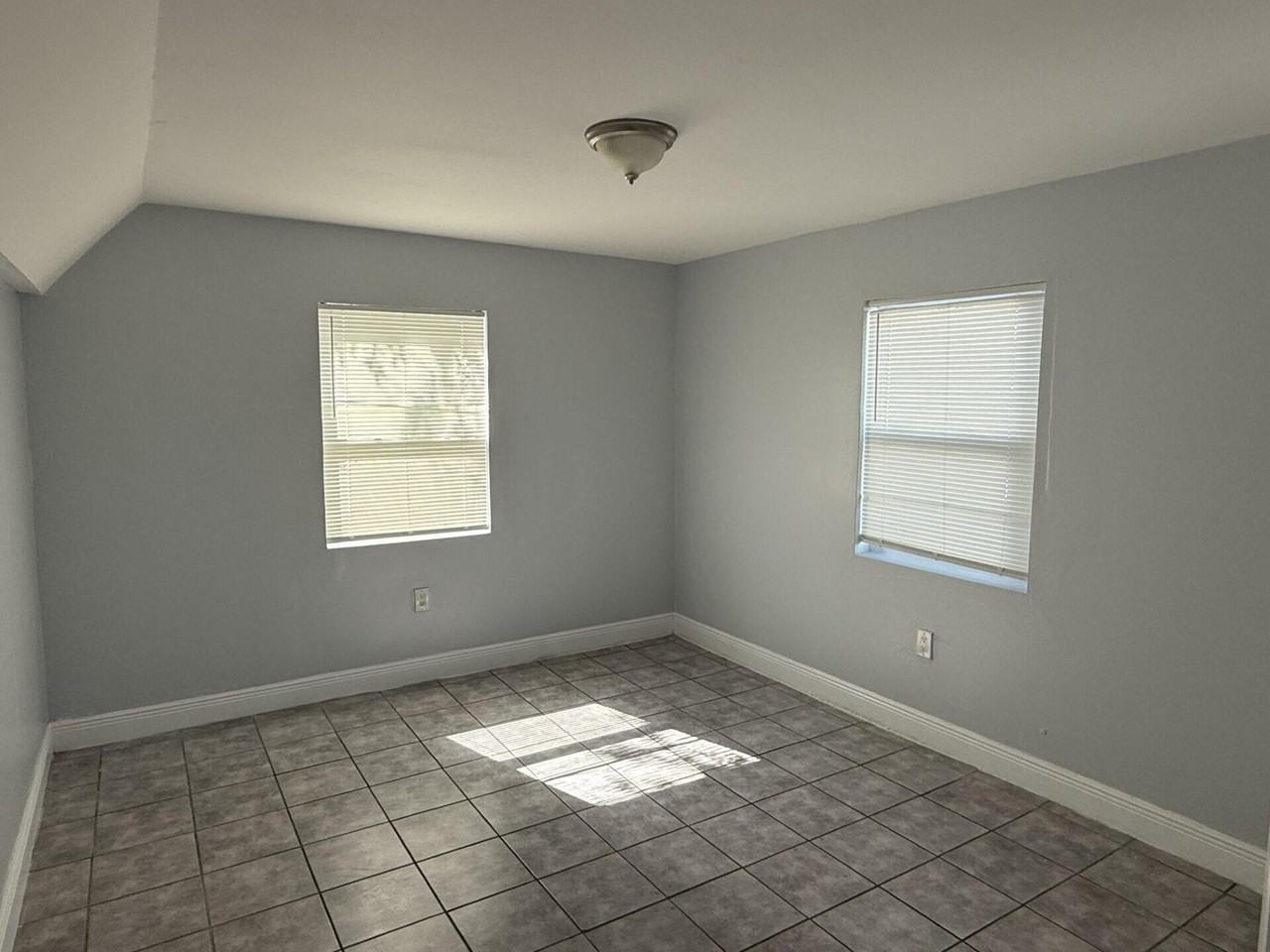 805 3rd St #1 - Photo 6 of 7