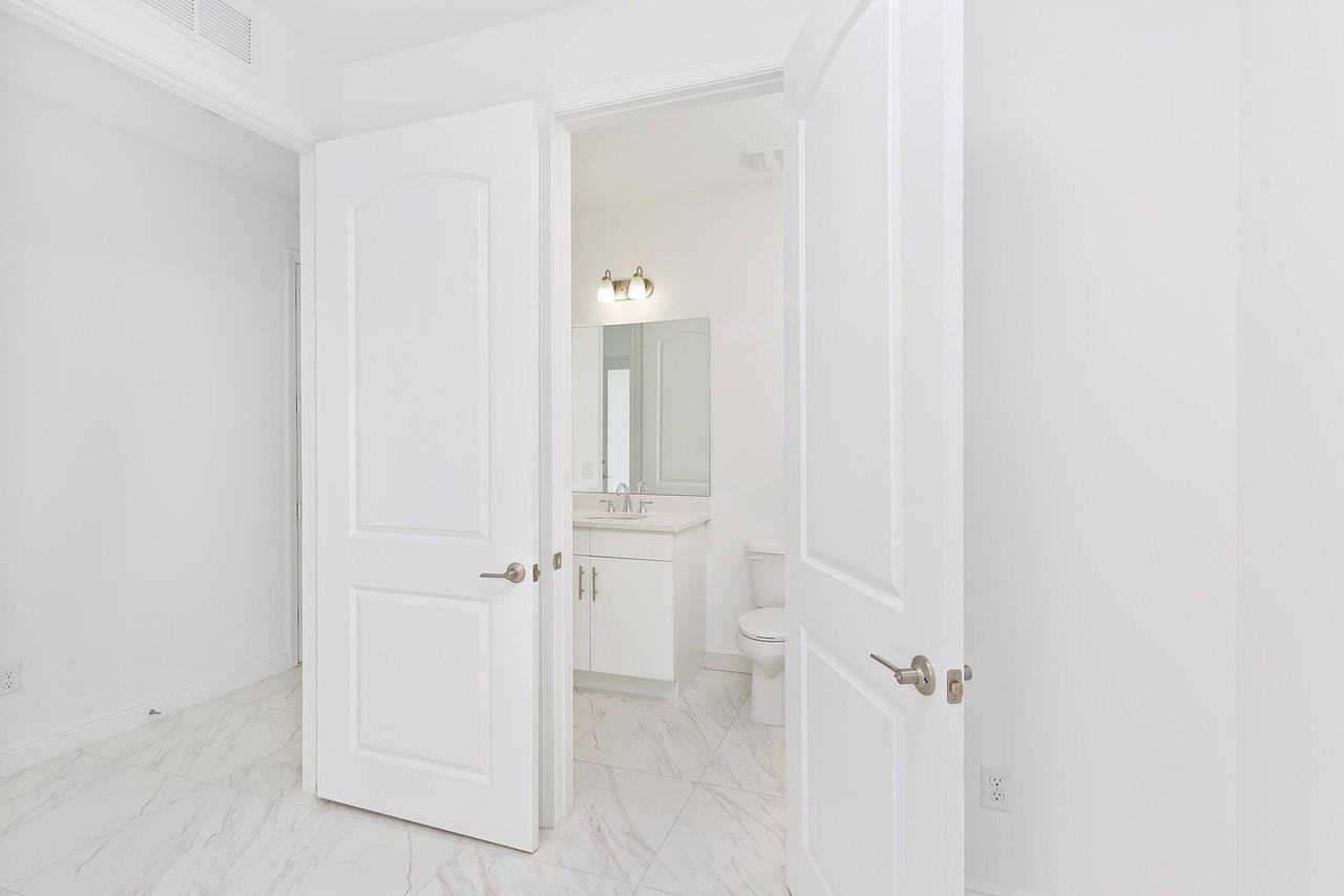 6979 Pines Cir #35 - Photo 4 of 30