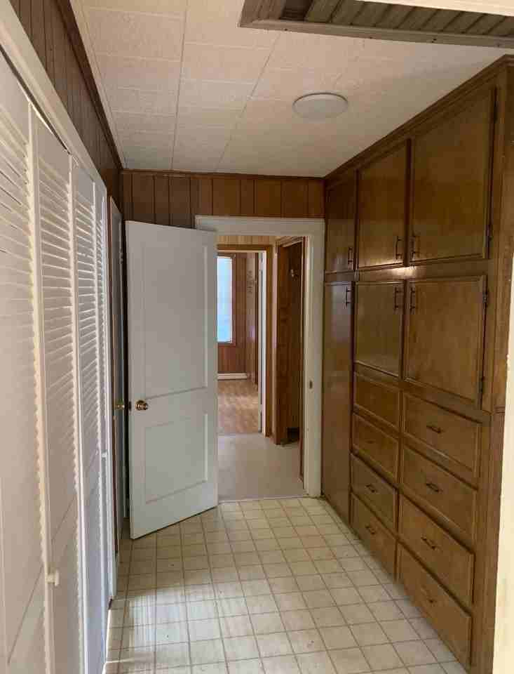 820 Raymond St #1 - Photo 5 of 8