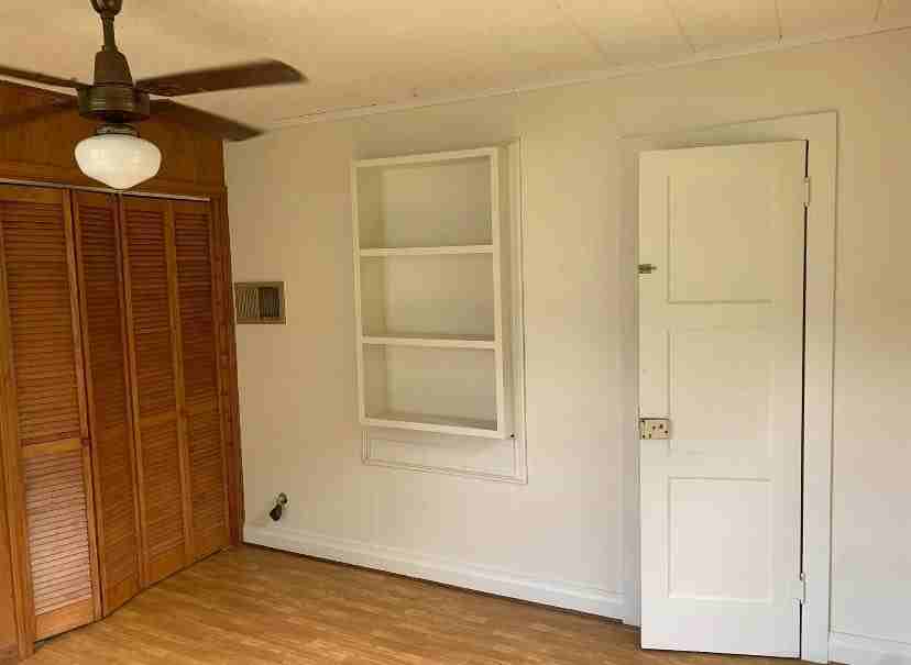 820 Raymond St #1 - Photo 6 of 8