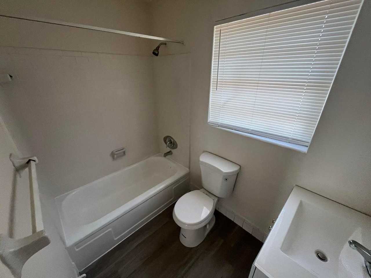 1150 W Blue Heron Blvd #8 - Photo 6 of 6