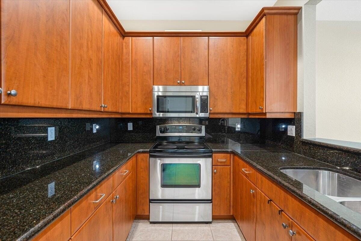 4188 Stadium Dr - Photo 2 of 18