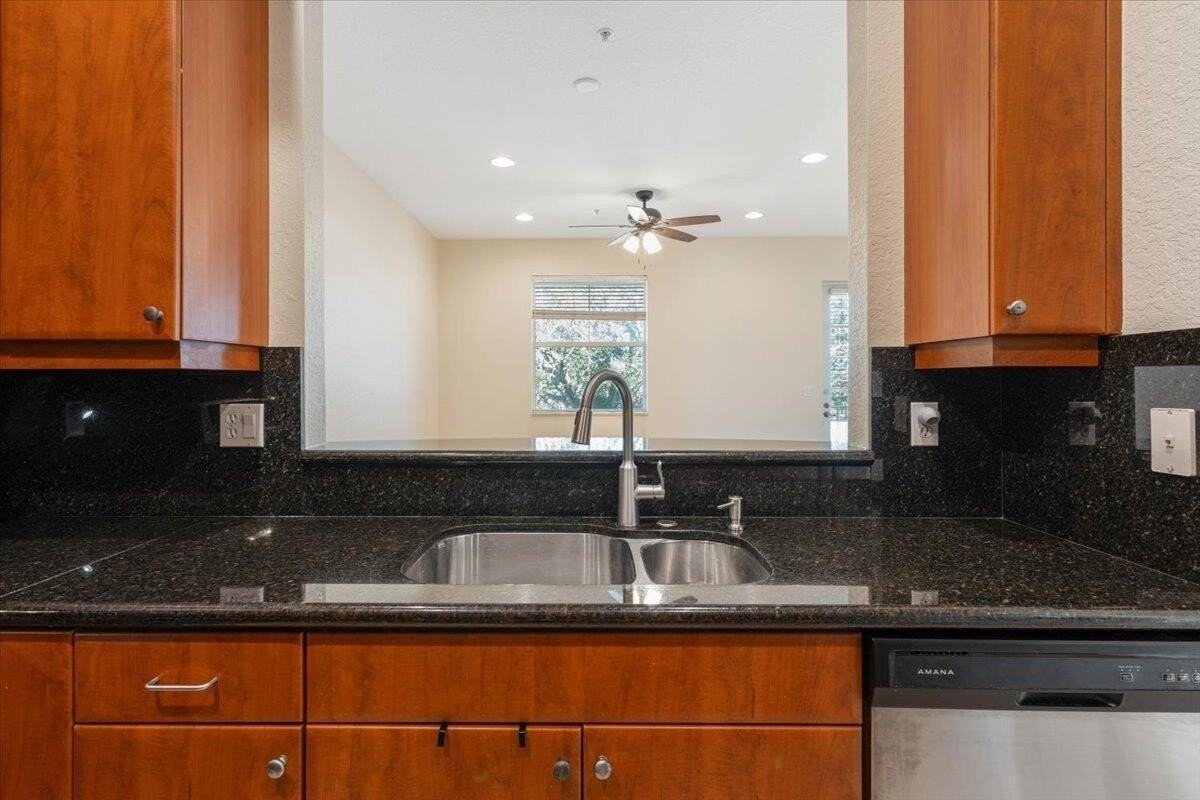 4188 Stadium Dr - Photo 3 of 18