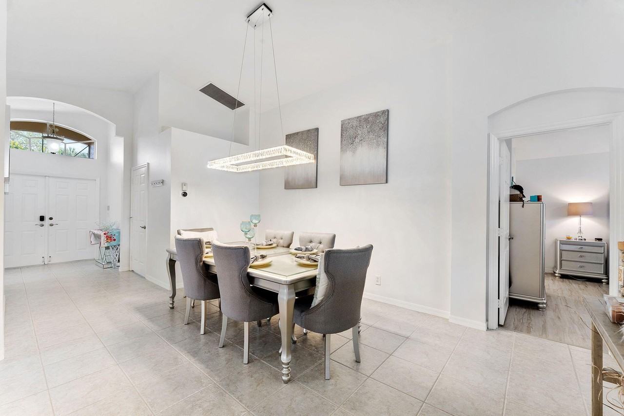 6887 Viale Elizabeth - Photo 6 of 50