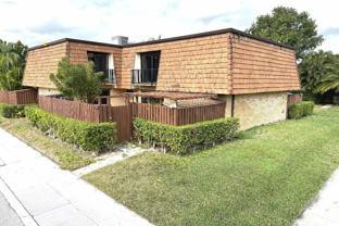 1006 10th Ln - Photo 1 of 1