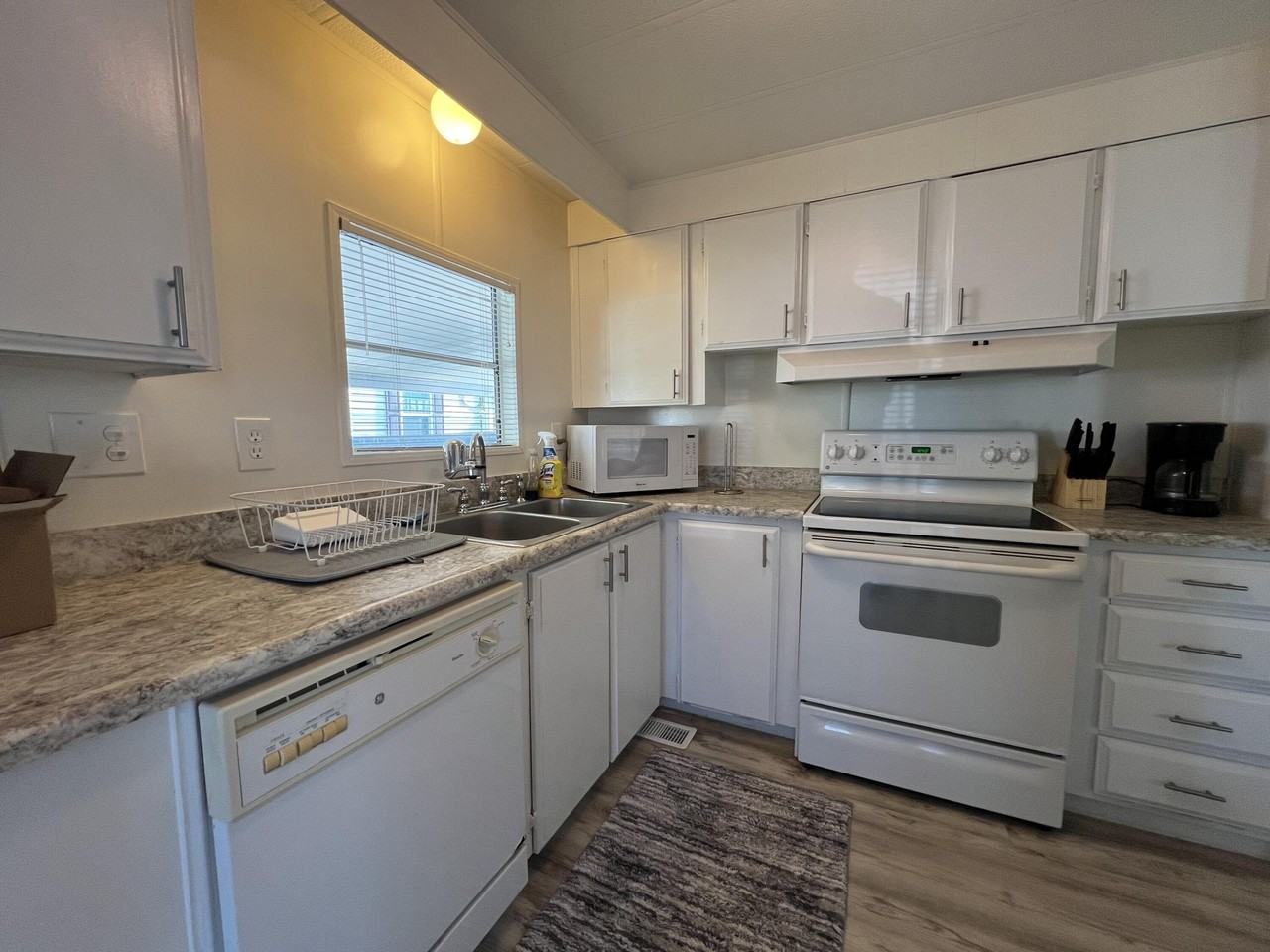 4045 White Pine Dr - Photo 5 of 22
