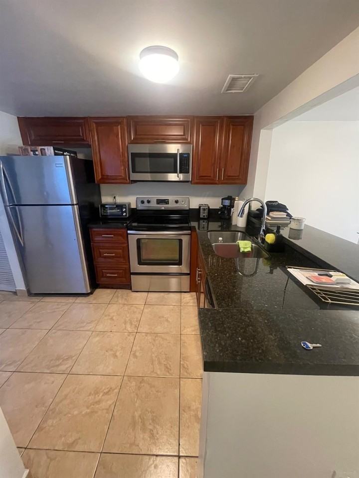3910 Nw 90th Ave #3910 - Photo 2 of 15