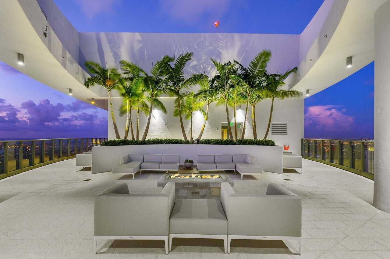 500 E Las Olas Blvd #LPH7 - Photo 3 of 34
