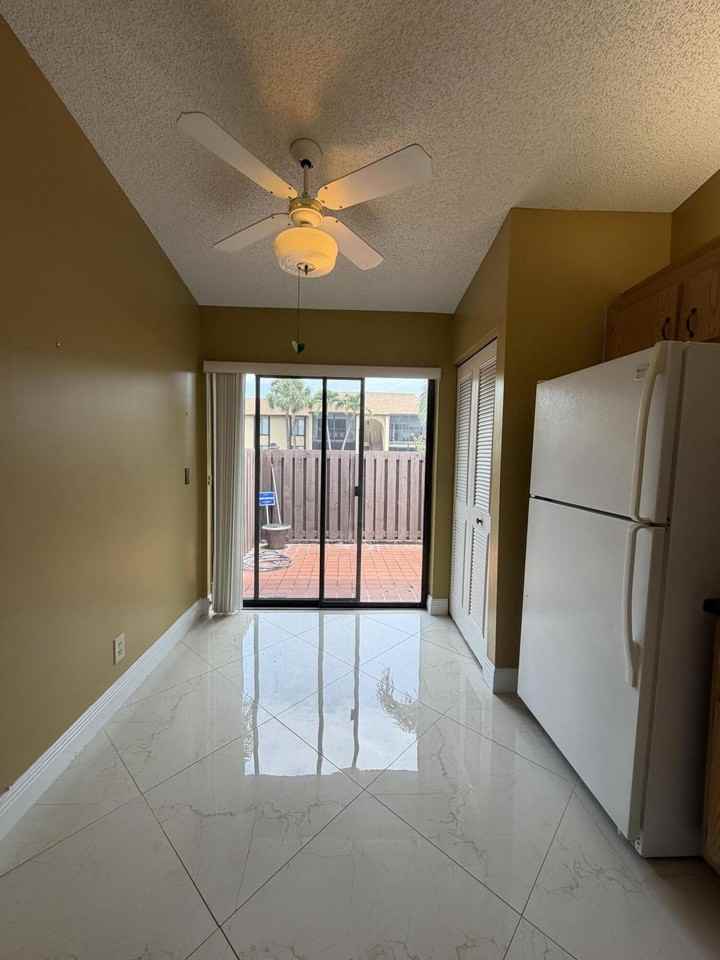 809 Sky Pine Way #F - Photo 6 of 25