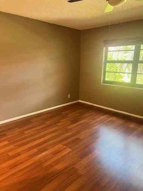 132 S Cypress Rd #523 - Photo 6 of 18