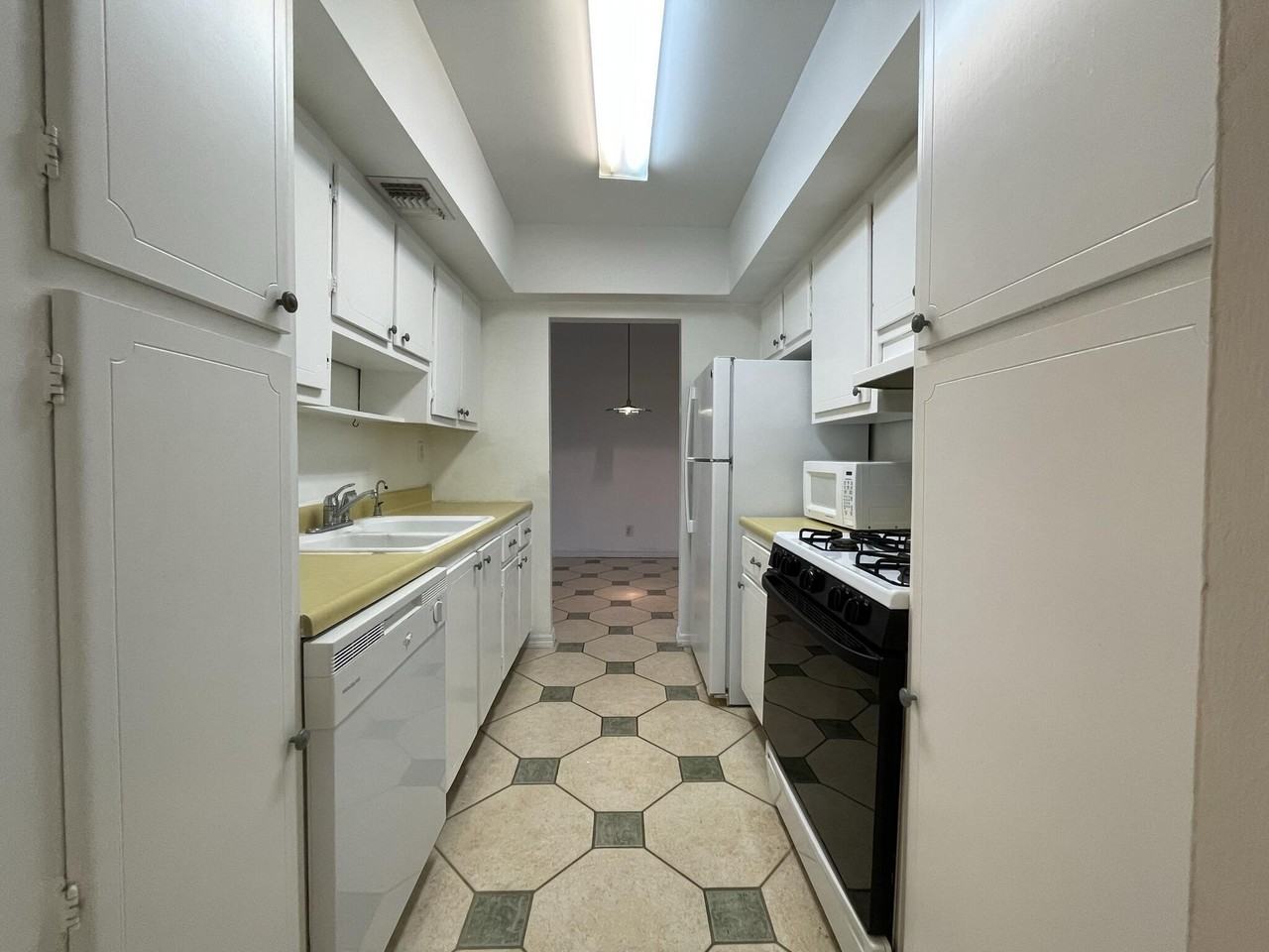 1601 S Flagler Dr #303O - Photo 7 of 37