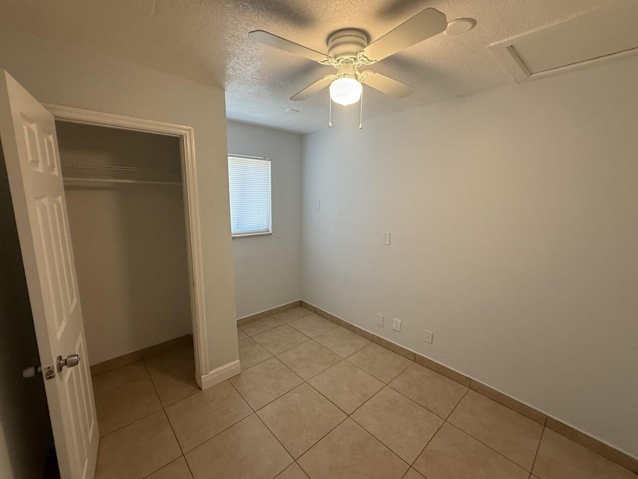 2820 Avenue S #12 - Photo 7 of 9