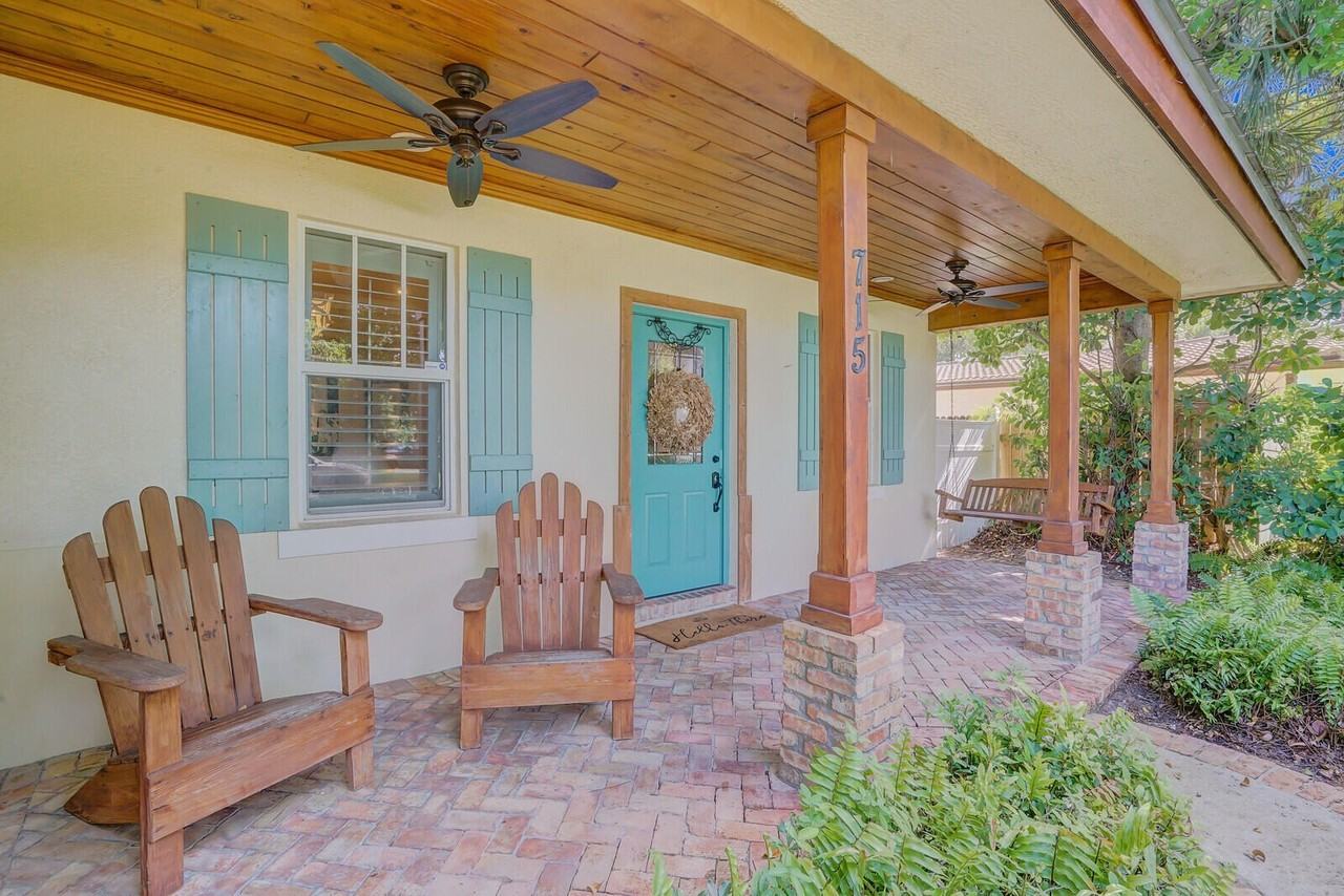 715 Sw 25th Pl - Photo 4 of 32