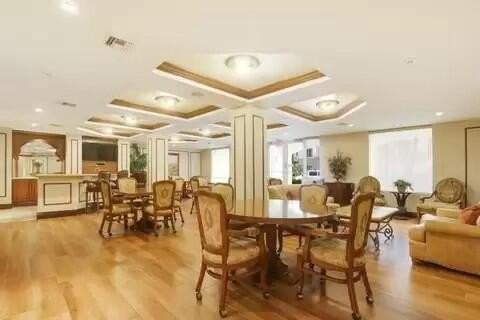 2401 Renaissance Way - Photo 2 of 21