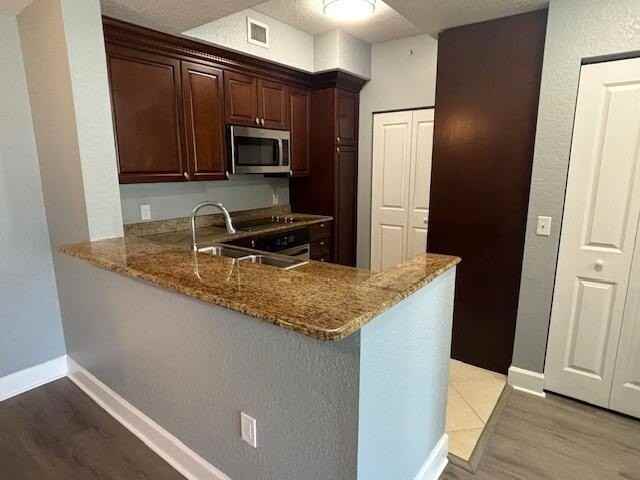 2401 Renaissance Way - Photo 7 of 21