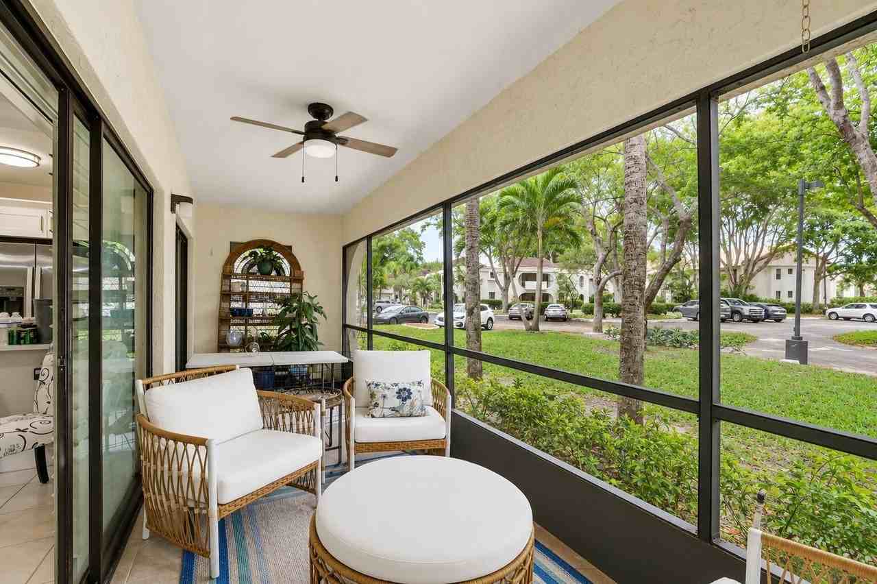 6328 Longboat Ln W #101 - Photo 7 of 15