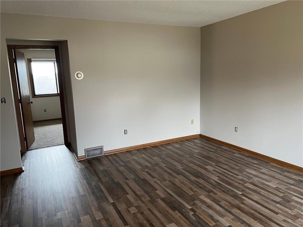 1615 Commercial Ave #203 - Photo 2 of 10