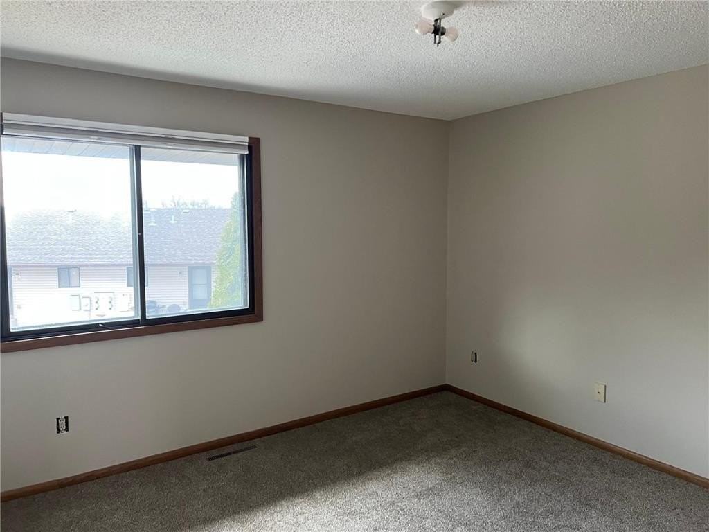 1615 Commercial Ave #203 - Photo 3 of 10