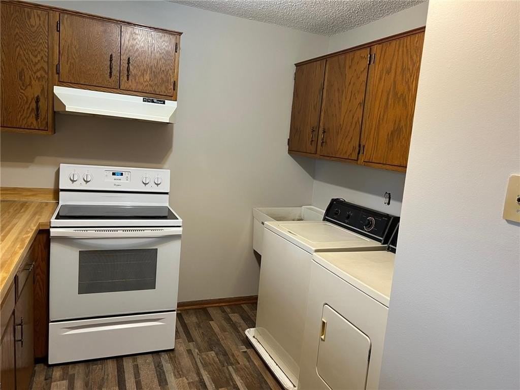 1615 Commercial Ave #203 - Photo 5 of 10