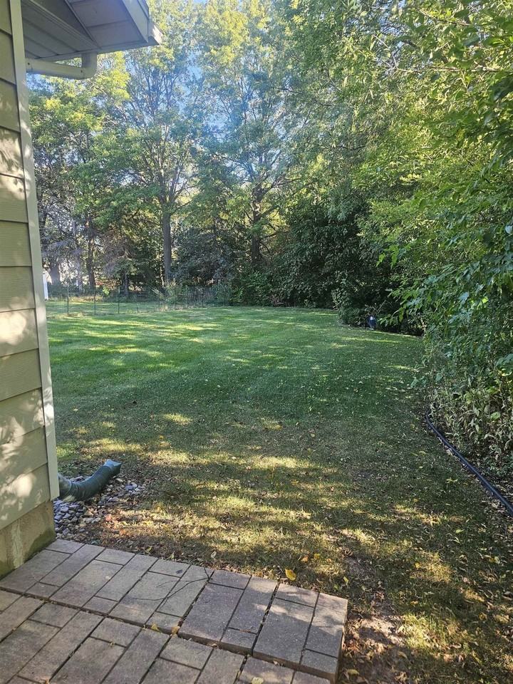 2674 Norwich St - Photo 7 of 26