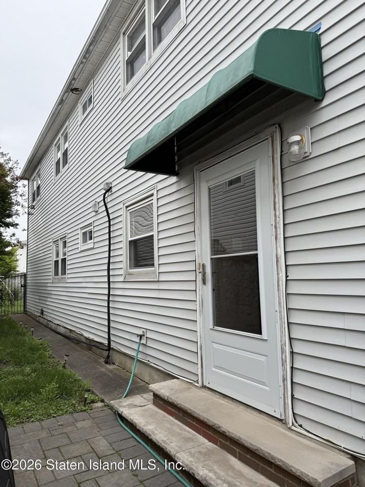 3 Elwood Ave - Photo 3 of 13