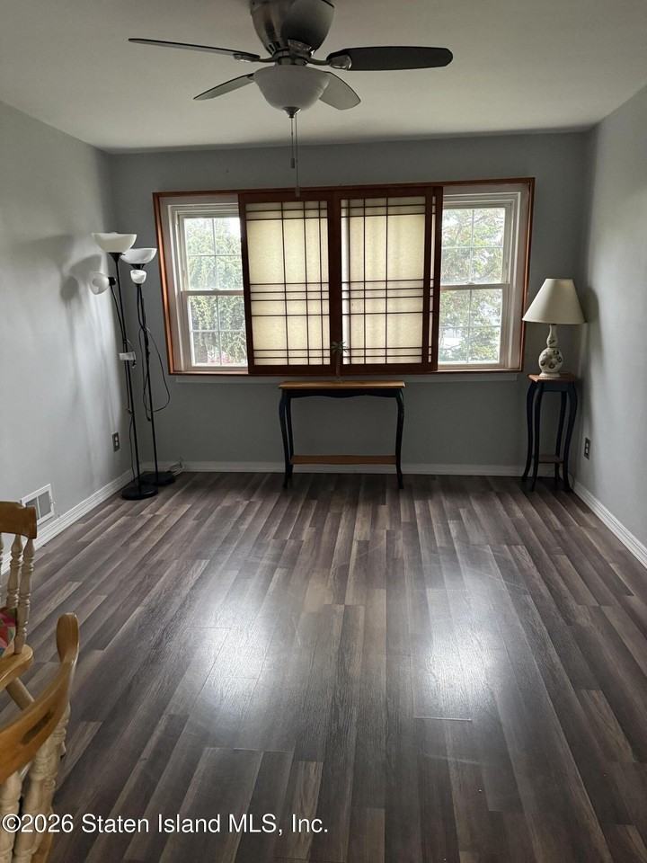 3 Elwood Ave - Photo 7 of 13