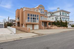 featured image of 119 S 11th Ave