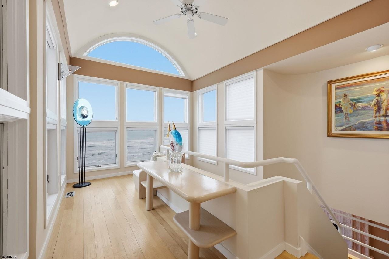 119 S 11th Ave - Photo 6 of 32
