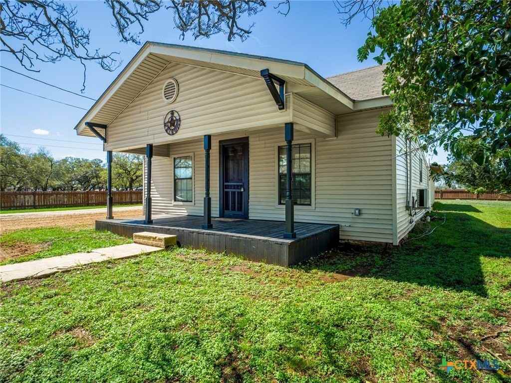 103 N Avenue Q - Photo 2 of 26
