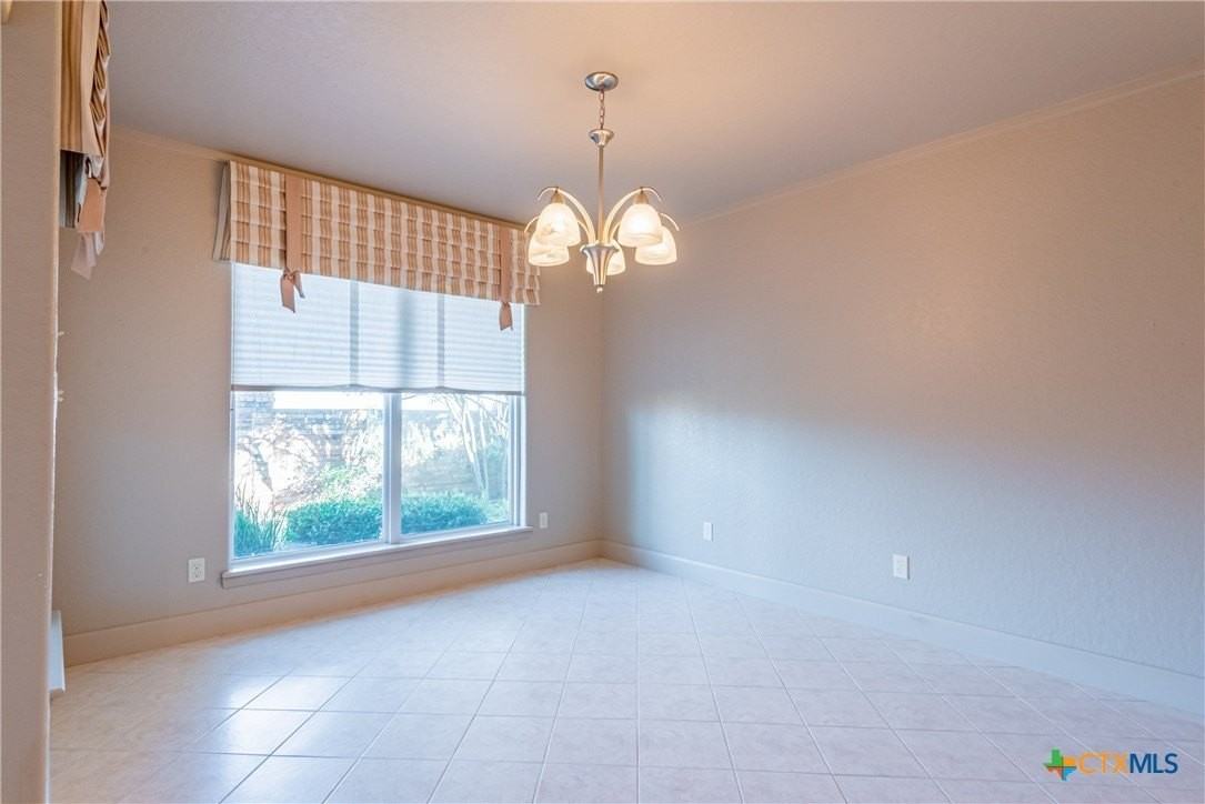 139 Georgia Pl - Photo 2 of 22
