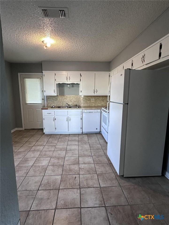 507 Northern Dove Ln #AC - Photo 5 of 11