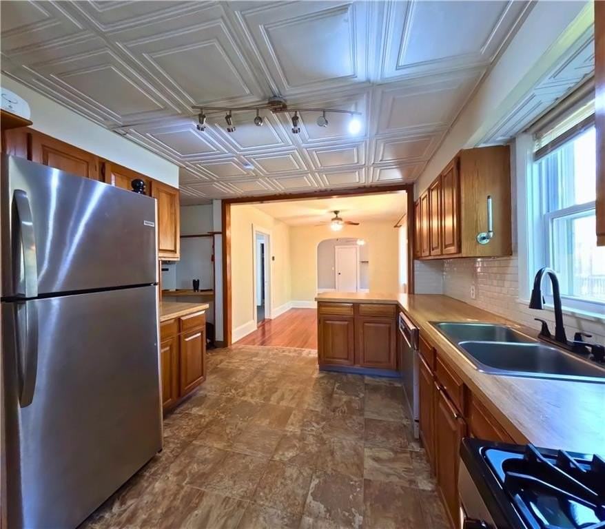 1005 Narragansett Blvd #1 - Photo 4 of 15