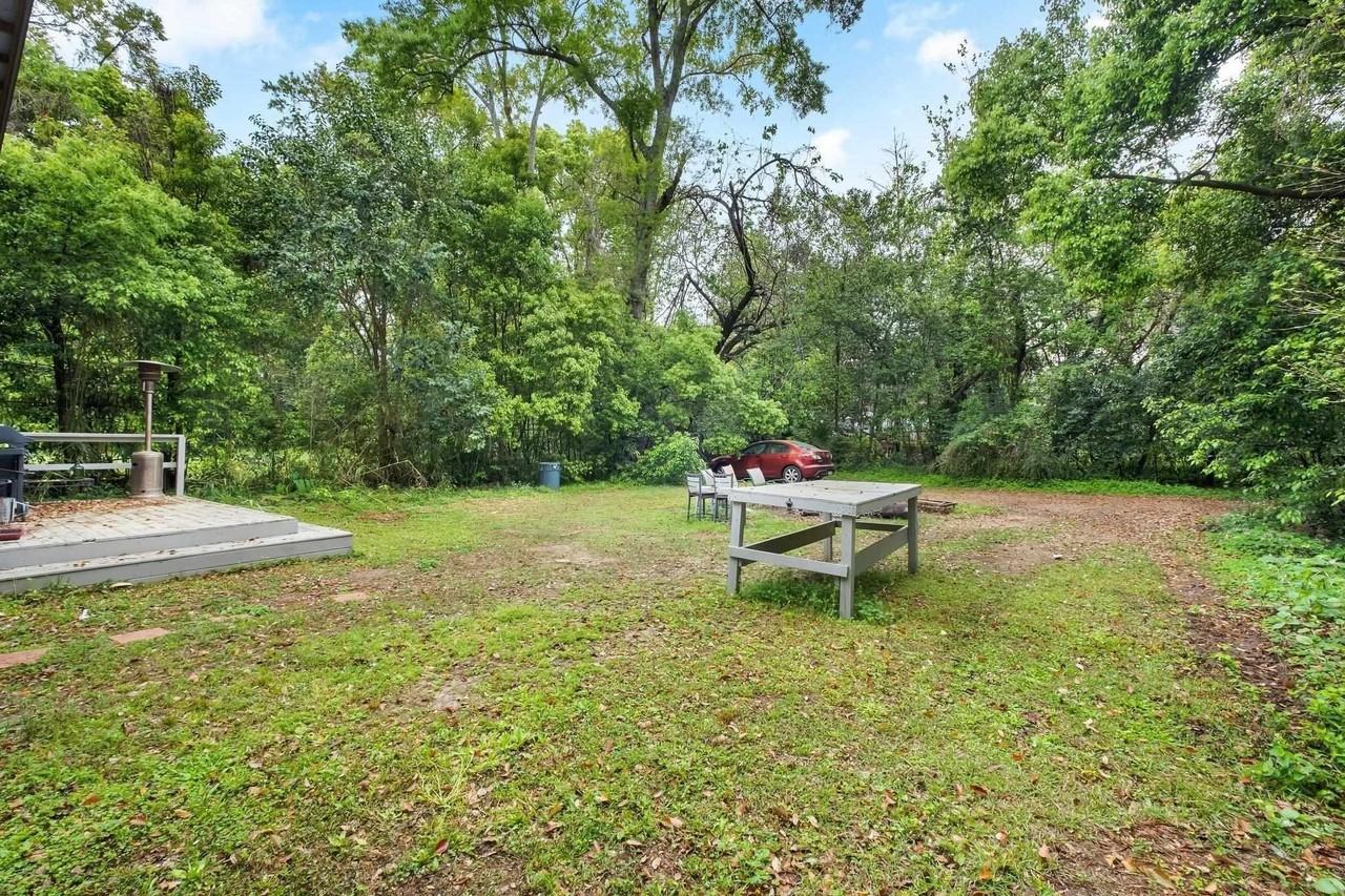 1505 Atkamire Dr - Photo 3 of 23