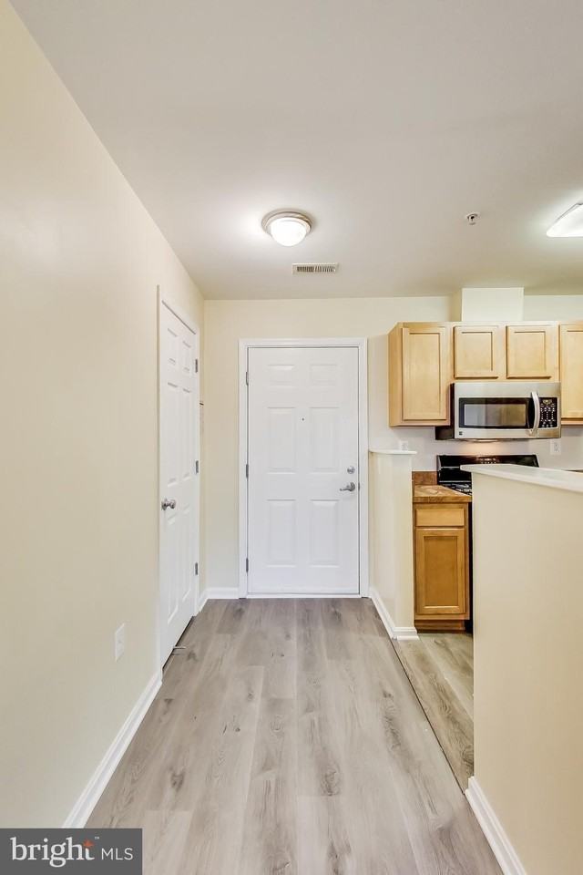 1343 Clifton St Nw #204 - Photo 2 of 17