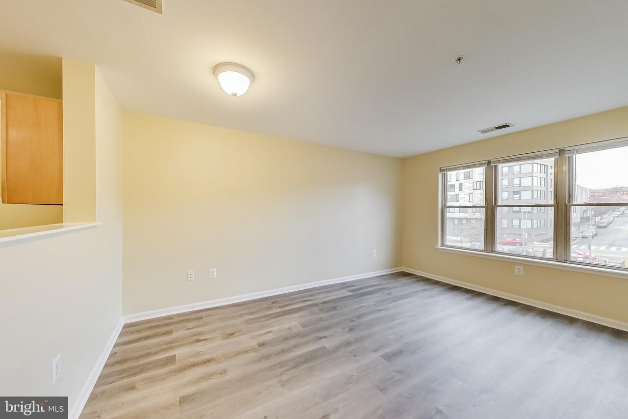 1343 Clifton St Nw #204 - Photo 5 of 17