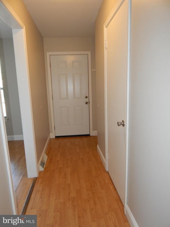 324 Stonebrook Pl - Photo 3 of 43