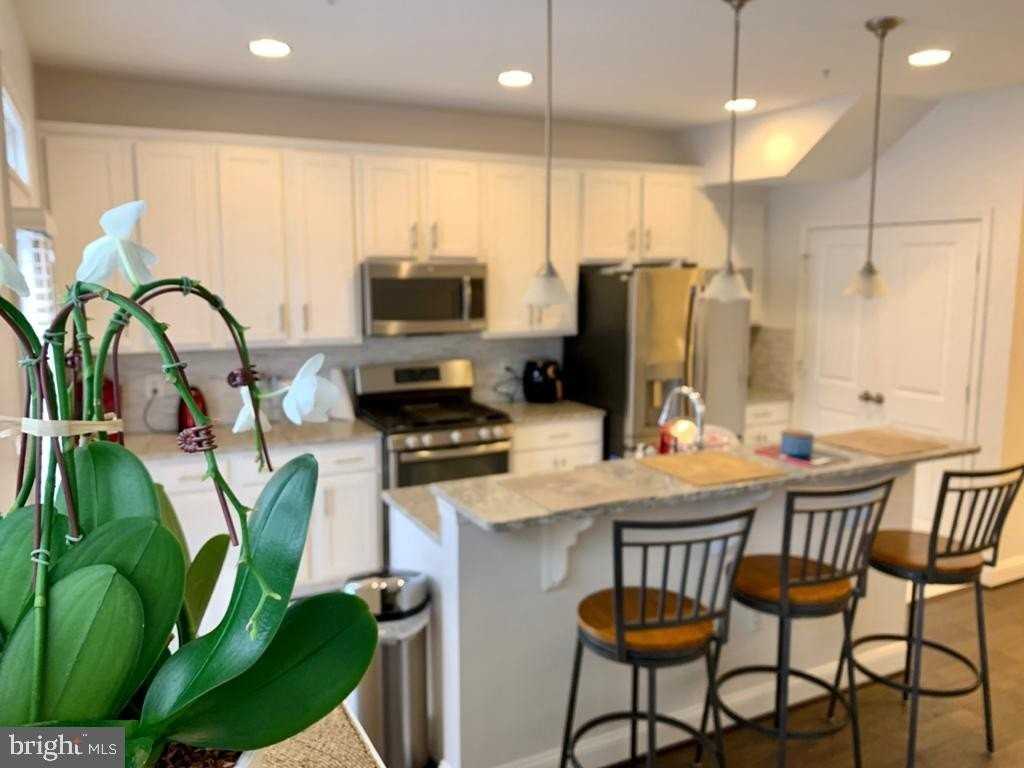 118 Vanguard Ln - Photo 6 of 21