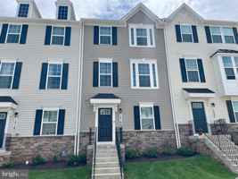 featured image of 1518 Wilmer Park Ln