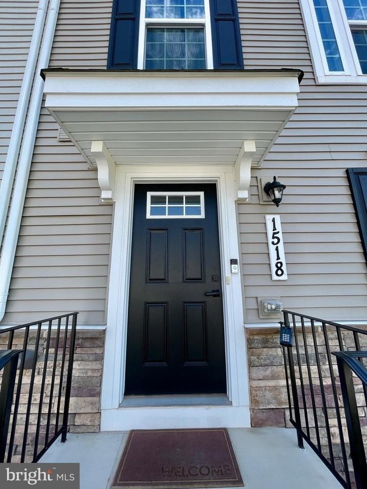 1518 Wilmer Park Ln - Photo 3 of 50